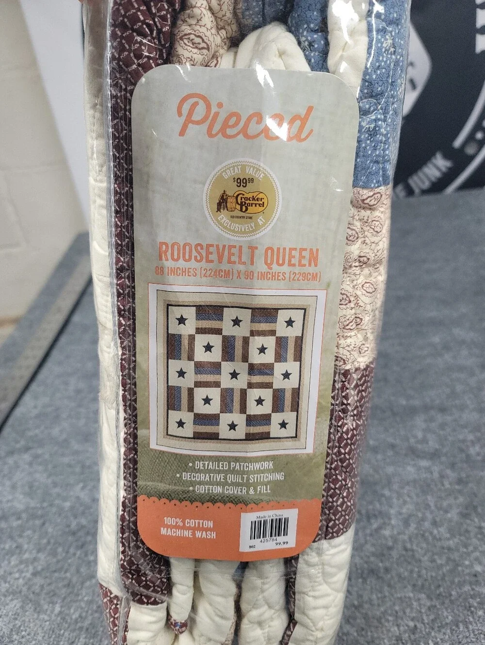 Cracker Barrel Roosevelt Patchwork Queen Quilt 88” X 90” & (2) 20
